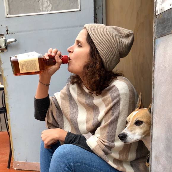 Hi โย I'm Lisa... - Picture 1 of 1